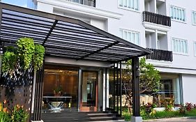 Methavalai Residence Hotel